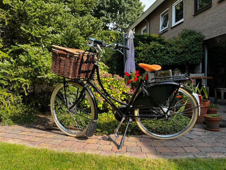 Gazelle Tour Populair C8 damesfiets omafiets met mand ZGAN, Fietsen en Brommers, Fietsen | Dames | Omafietsen, Zo goed als nieuw