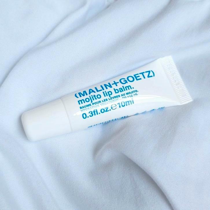 NU €5.‼️ Malin + Goetz mojito lip balm lippenbalsem 10 ml, Sieraden, Tassen en Uiterlijk, Uiterlijk | Cosmetica en Make-up, Lippen