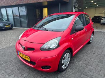 Toyota Aygo 1.0-12V Now 5 DRS AIRCO ORIG NL NAP BOEKJES beschikbaar voor biedingen