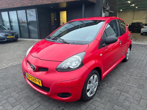 Toyota Aygo 1.0-12V Now 5 DRS AIRCO ORIG NL NAP BOEKJES, Auto's, Toyota, Bedrijf, Te koop, Aygo, ABS, Airbags, Airconditioning