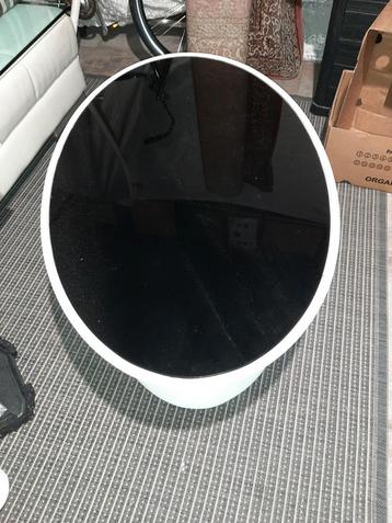 Salontafel  beschikbaar voor biedingen