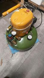 jun-air compressor model 6, Ophalen, Gebruikt, 6 tot 10 bar, Minder dan 200 liter/min