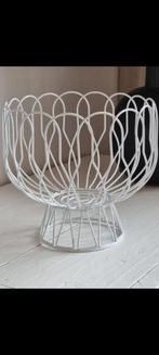 Nieuwe fruitschaal Present time wit te koop, Huis en Inrichting, Woonaccessoires | Schalen en Manden, Ophalen of Verzenden, Zo goed als nieuw