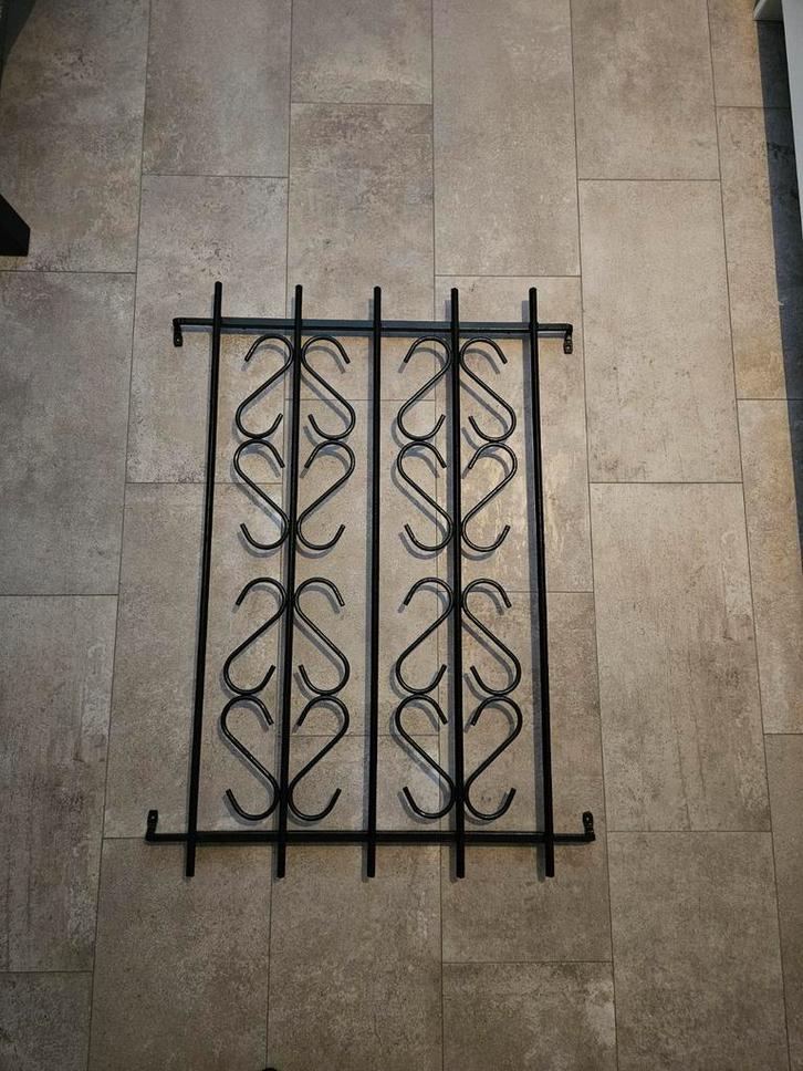 Siertralies anti-inbraak, verstelbaar, Doe-het-zelf en Verbouw, Glas en Ramen, Zo goed als nieuw, Ophalen