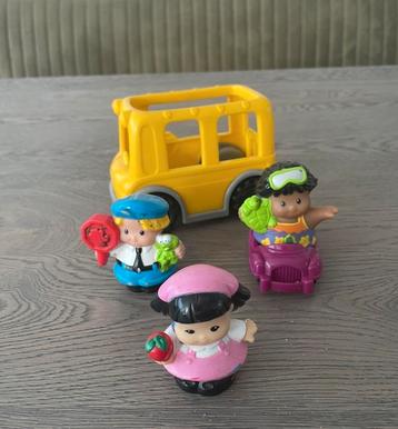 Little People Schoolbus met Figuren beschikbaar voor biedingen