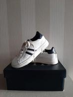 Mooie Hip witte sneakers schoenen maat 30., Schoenen, Hip, Ophalen of Verzenden, Zo goed als nieuw