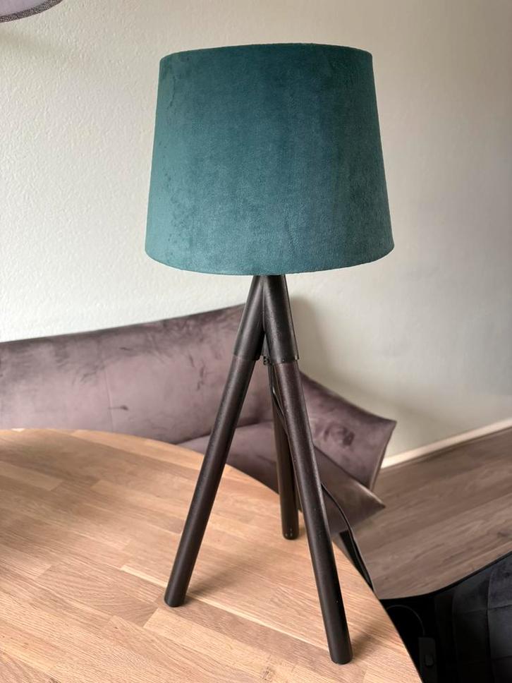 Tafellamp velvet petrol zwart hout, Huis en Inrichting, Lampen | Tafellampen, Zo goed als nieuw, 50 tot 75 cm, Hout, Ophalen