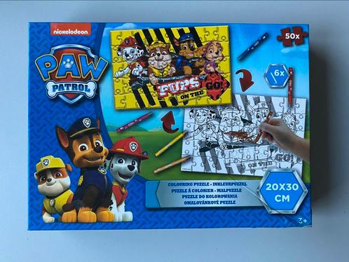 Paw Patrol - inkleur puzzel (50 stukjes), Kinderen en Baby's, Speelgoed | Kinderpuzzels, Zo goed als nieuw, 2 tot 4 jaar, 10 tot 50 stukjes
