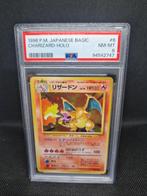 Charizard Base Set Jap PSA 8, Ophalen of Verzenden, Zo goed als nieuw, Losse kaart