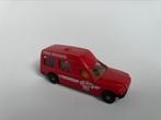 model Mercedes Benz MB Binz Ambulance  1/87 New-Ray., Hobby en Vrije tijd, Modelauto's | 1:87, Ophalen of Verzenden, Gebruikt