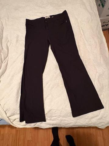 Stretch pantalon zwart maat 46 beschikbaar voor biedingen