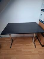 Kinderbureau/ tafel met chromen onderstel en houten blad, Huis en Inrichting, Bureaus, Ophalen, Gebruikt