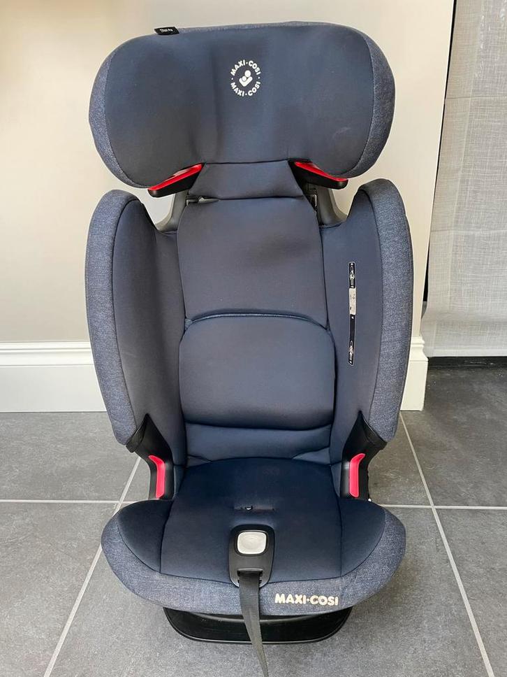 Maxi-cosi Titan Pro blauw, Kinderen en Baby's, Autostoeltjes, Zo goed als nieuw, Maxi-Cosi, 9 t/m 36 kg, Isofix, Ophalen