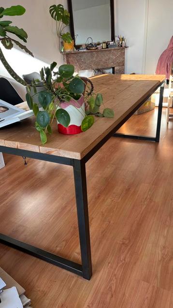Eettafel met eikenblad en stalen onderstel 200x80 beschikbaar voor biedingen