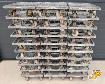 30 kleine transportkarretjes 60x40 beschikbaar voor biedingen