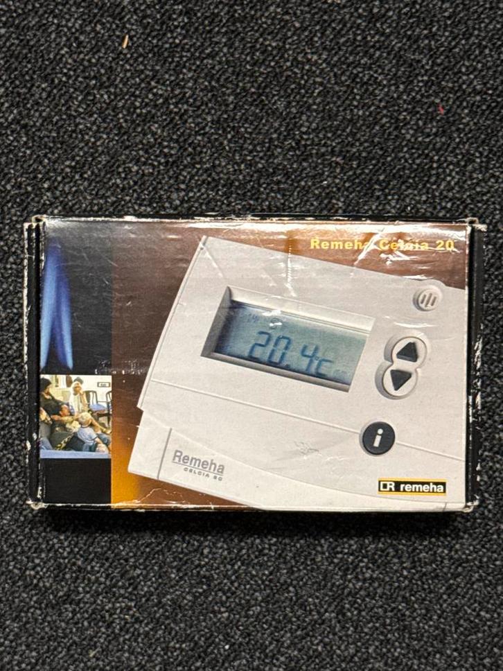 Remeha Celcia 20 Thermostaat, Doe-het-zelf en Verbouw, Thermostaten, Gebruikt, Ophalen