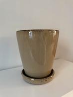 Mooie bloempot - Aardewerk, Ophalen, Gebruikt, Rond, Binnen