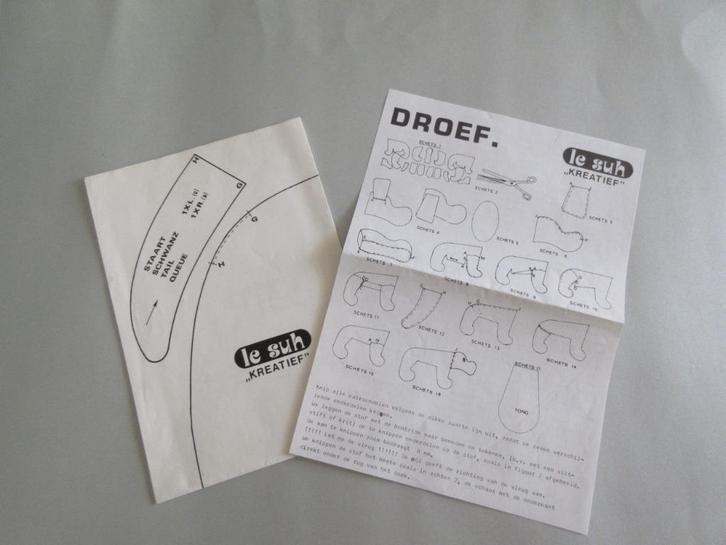 Droef en de rode autobus / vintage handwerk patroon jaren 70, Verzamelen, Retro, Overige typen, Ophalen