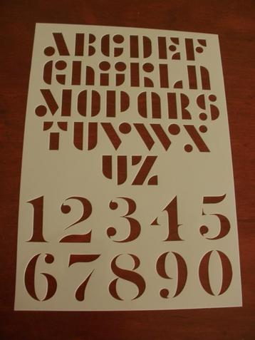 9753A-5-- ALFABET SJABLOON – LETTERS en CIJFERS - beschikbaar voor biedingen