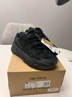Adidas yeezy boost 700 MNVN triple black, Zwart, Nieuw, Ophalen of Verzenden, Sneakers of Gympen