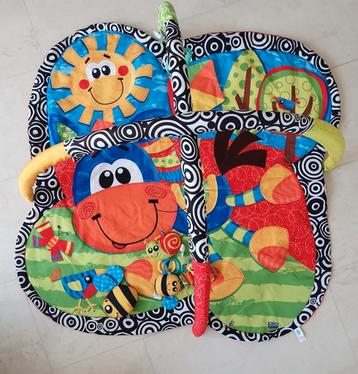Playgro baby speelkleed  beschikbaar voor biedingen