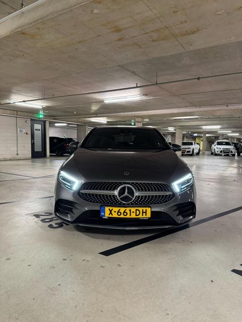 Mercedes-Benz A-klasse 200 AMG PANO MULTIBEAM 360 CAM, Auto's, Mercedes-Benz, Particulier, A-Klasse, 360° camera, ABS, Achteruitrijcamera