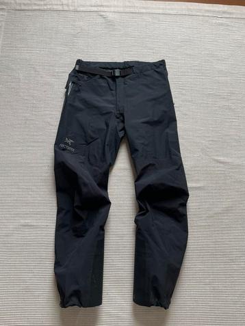 Arcteryx beta AR broek beschikbaar voor biedingen