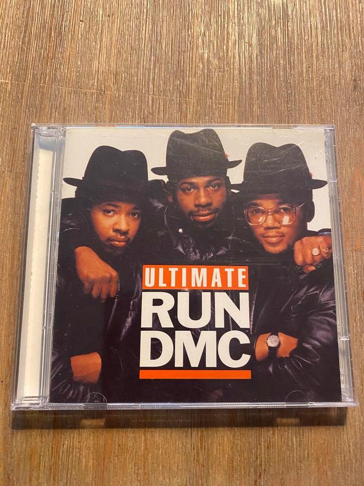 Run DMC - Ultimate Run DMC (CD+DVD), Cd's en Dvd's, Cd's | Hiphop en Rap, Zo goed als nieuw, 2000 tot heden, Ophalen of Verzenden