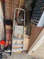 Opvouwbare trap - Gebruikt, Doe-het-zelf en Verbouw, Ladders en Trappen, Gebruikt, Trap, Ophalen of Verzenden, Opvouwbaar of Inschuifbaar