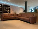 Stoere hoekbank in bruin microleder, Ophalen, 250 tot 300 cm, Stoer, Sommelsdijksehaven 19