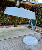 Vintage bureaulamp van Veb Nerva, Bauhaus stijl., Gebruikt, Metaal, Minder dan 50 cm, Ophalen of Verzenden