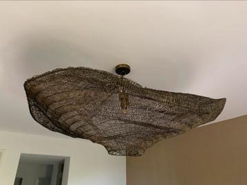 Grote hanglamp beschikbaar voor biedingen