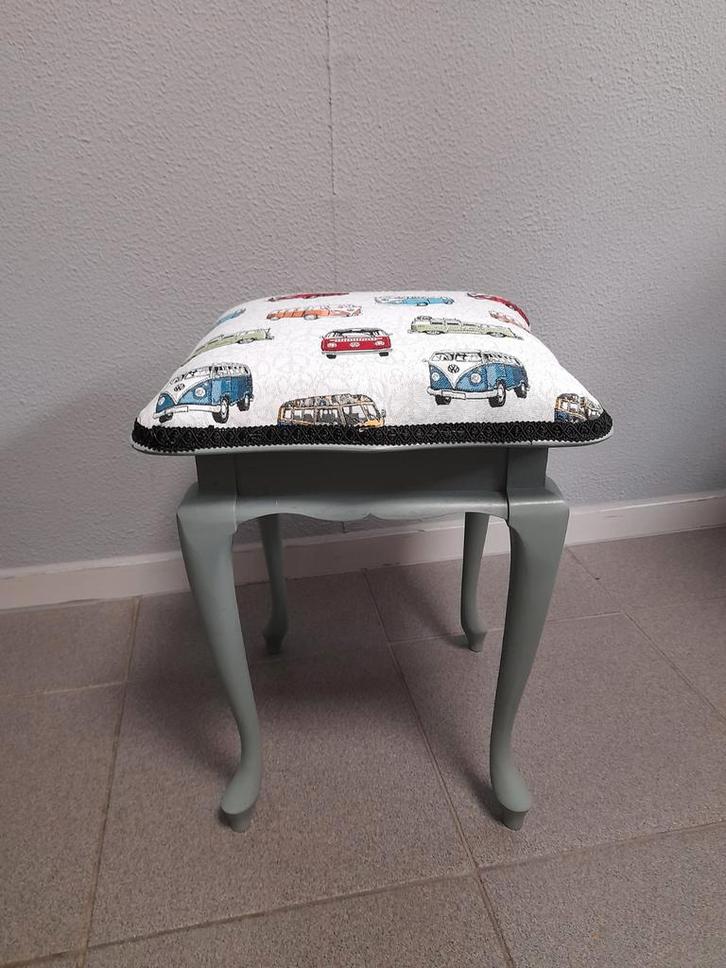 Krukje 32 x 32 cm hoogte 42 cm, Huis en Inrichting, Krukjes, Zo goed als nieuw, Hout, Ophalen of Verzenden