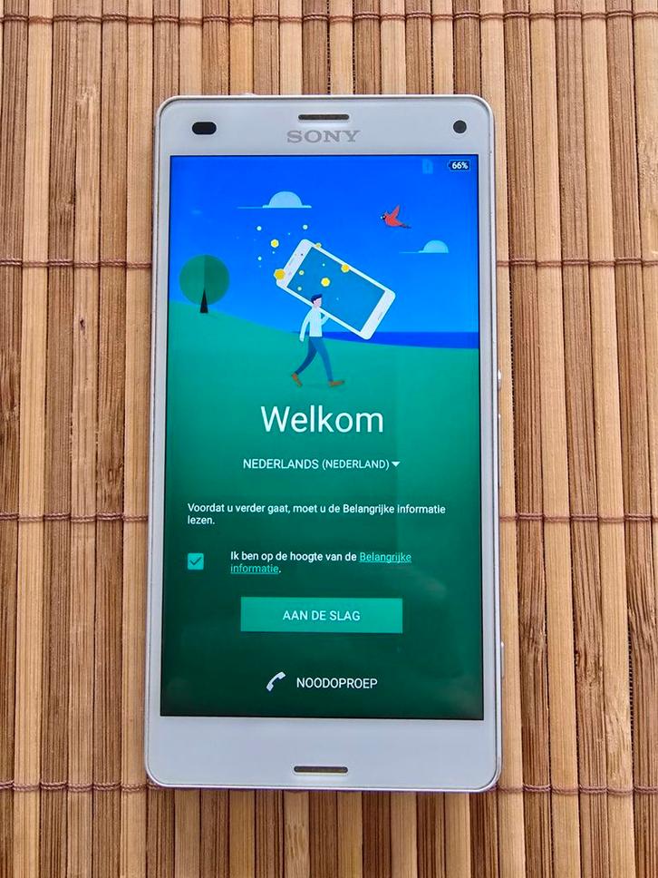 SONY Xperia Z3 Compact (touchscreen stuk), Telecommunicatie, Mobiele telefoons | Sony, Niet werkend, Zonder abonnement, Zonder simlock