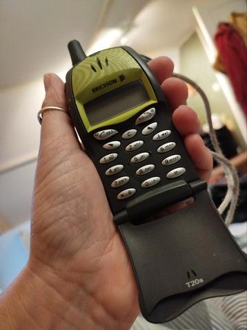 Ericsson T20s Vintage GSM beschikbaar voor biedingen