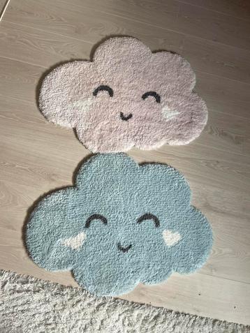 Wolken Kleedjes beschikbaar voor biedingen
