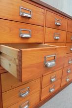 Vintage ladekast papierkast apothekerskast schoolkast, Antiek en Kunst, Curiosa en Brocante, Ophalen of Verzenden