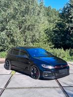Volkswagen Golf 2.0 TSI 290pk AKRA DCC DYNA PANO, Auto's, 1330 kg, 4 cilinders, 1984 cc, Zwart