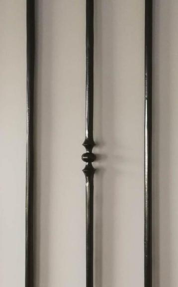 JVH-C: massieve trapspijlen smeedijzer trap hek satijn zwart beschikbaar voor biedingen