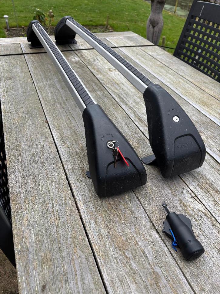 dakdrager Volvo V60 met of zonder dakrails, Auto diversen, Dakdragers, Zo goed als nieuw, Ophalen