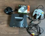 Nintendo 64 incl. Rumble pak in doos, Spelcomputers en Games, Spelcomputers | Nintendo 64, Ophalen of Verzenden, Zo goed als nieuw