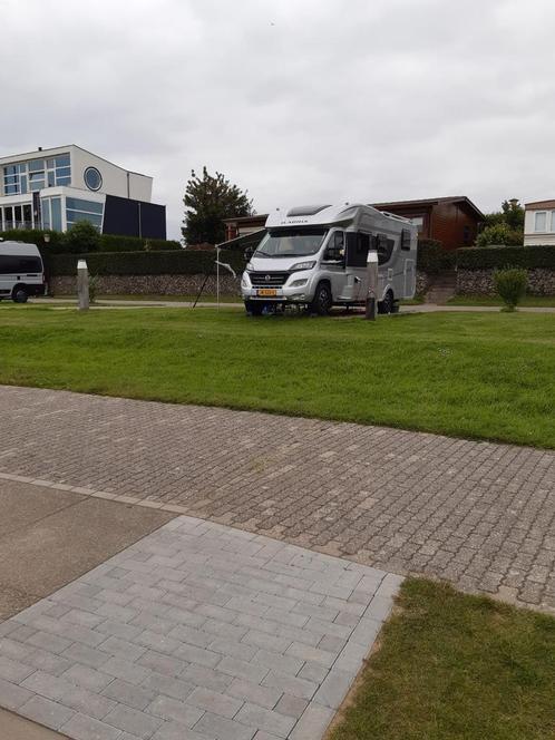 Adria Matrix 670 SBC 50 years edition-Nieuwstaat, weinig km!, Caravans en Kamperen, Campers, Particulier, tot en met 5, Half-integraal