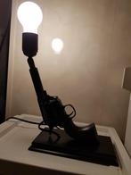 Pistool / revolver lamp metaal, Huis en Inrichting, Lampen | Tafellampen, Minder dan 50 cm, Ophalen of Verzenden, Metaal, Zo goed als nieuw