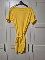 Jurkje district norrebro maat xs, Kleding | Dames, Jurken, Geel, Ophalen of Verzenden, Zo goed als nieuw, District