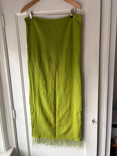 Prachtige groene pashmina zijden sjaal, Kleding | Dames, Mutsen, Sjaals en Handschoenen, Zo goed als nieuw, Sjaal, Maat 46/48 (XL) of groter