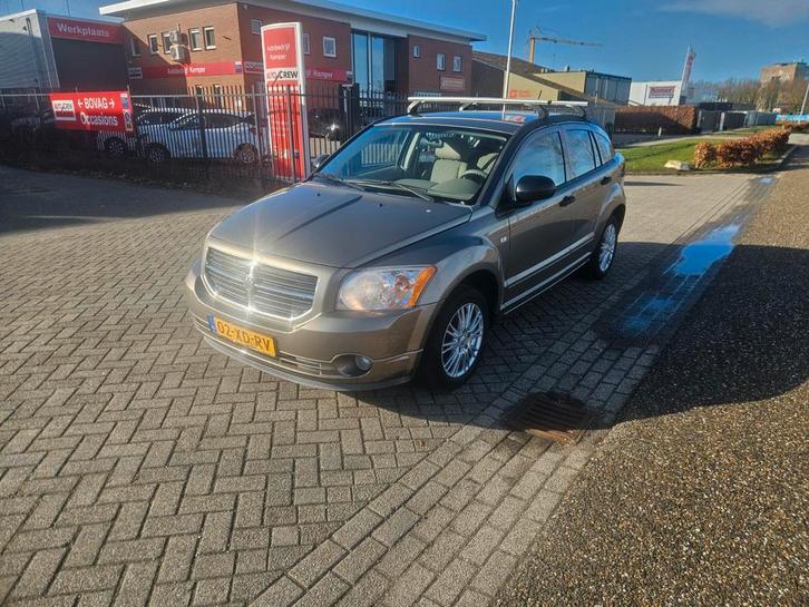 Dodge Caliber 1.8 2007 Bruin, Auto's, Dodge, Bedrijf, Caliber, ABS, Achteruitrijcamera, Benzine, C, Hatchback, Handgeschakeld