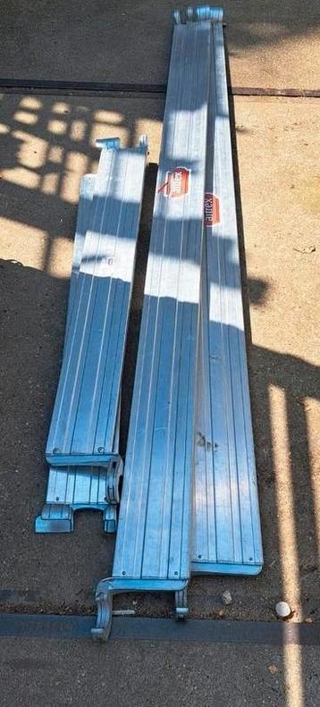 Kant plank set altrex de luxe-euroscaffold layer(€25,-) beschikbaar voor biedingen