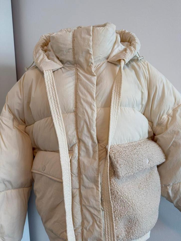 10 Days Warme Puffer Jas - Nieuwstaat!, Kleding | Dames, Jassen | Winter, Zo goed als nieuw, Maat 42/44 (L), Beige, Ophalen of Verzenden
