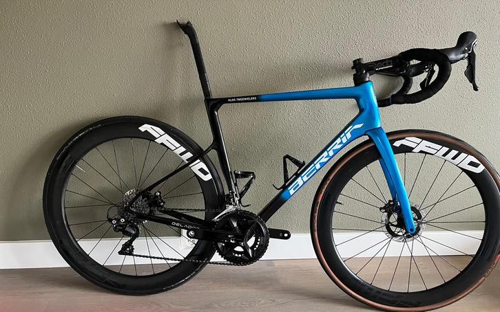 Berria carbon racefiets, Fietsen en Brommers, Fietsen | Racefietsen, Zo goed als nieuw, Overige merken, Meer dan 20 versnellingen