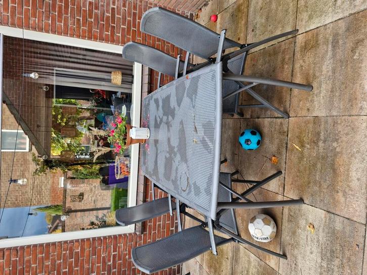 Tuinset gratis op te halen tafel + 4 stoelen, Tuin en Terras, Tuinsets en Loungesets, Gebruikt, Tuinset, Aluminium, 4 zitplaatsen